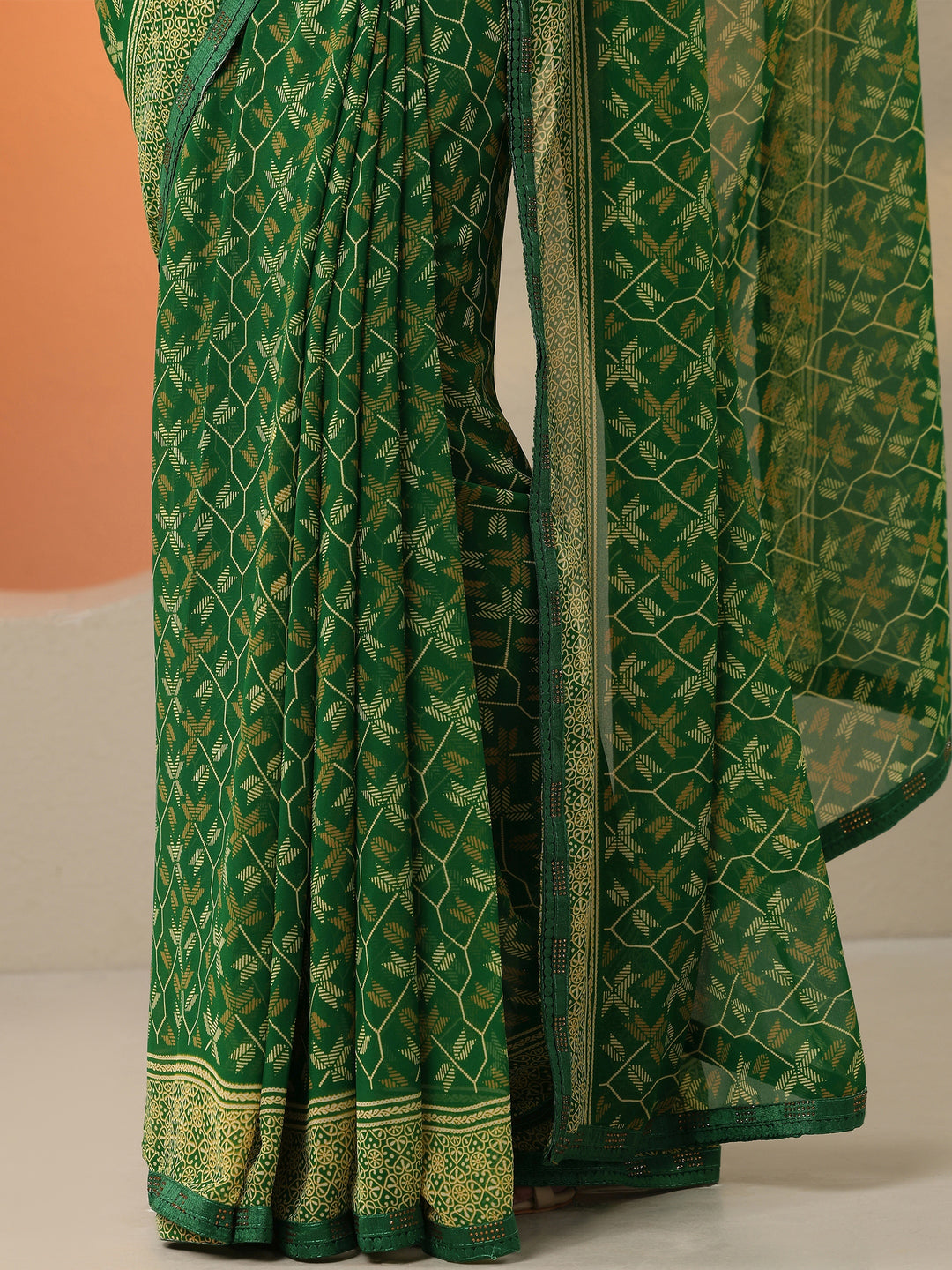 Green Printed Georgette Saree With Unstitched Blouse Piece