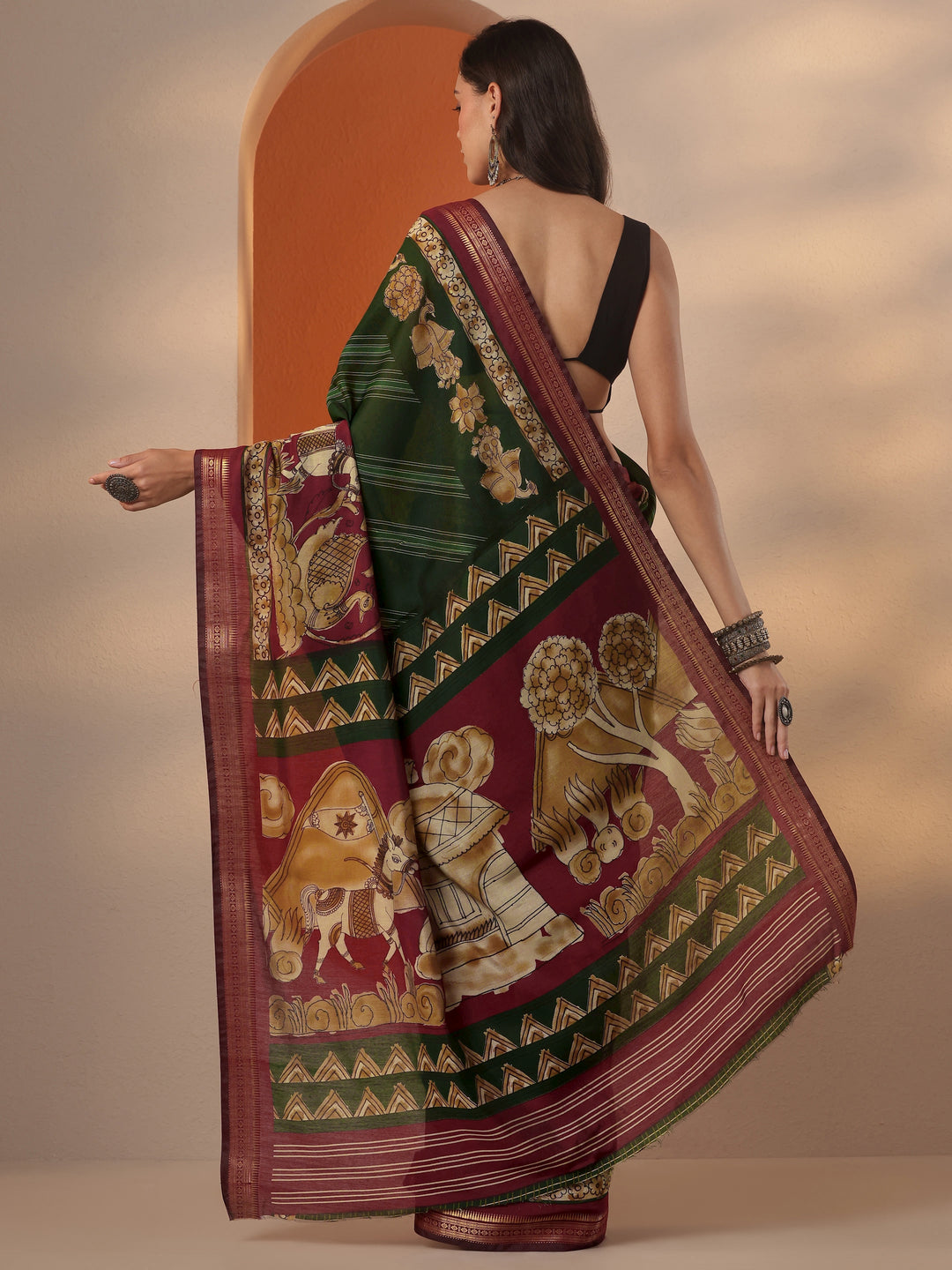Green Printed Silk Blend Saree With Unstitched Blouse Piece