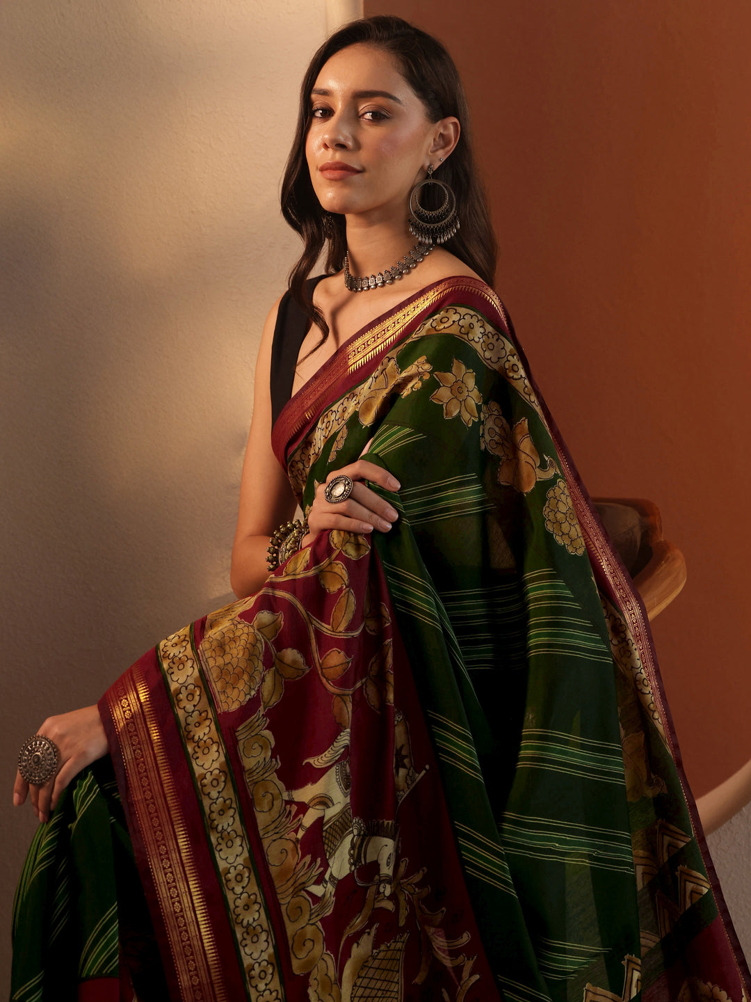 Green Printed Silk Blend Saree With Unstitched Blouse Piece