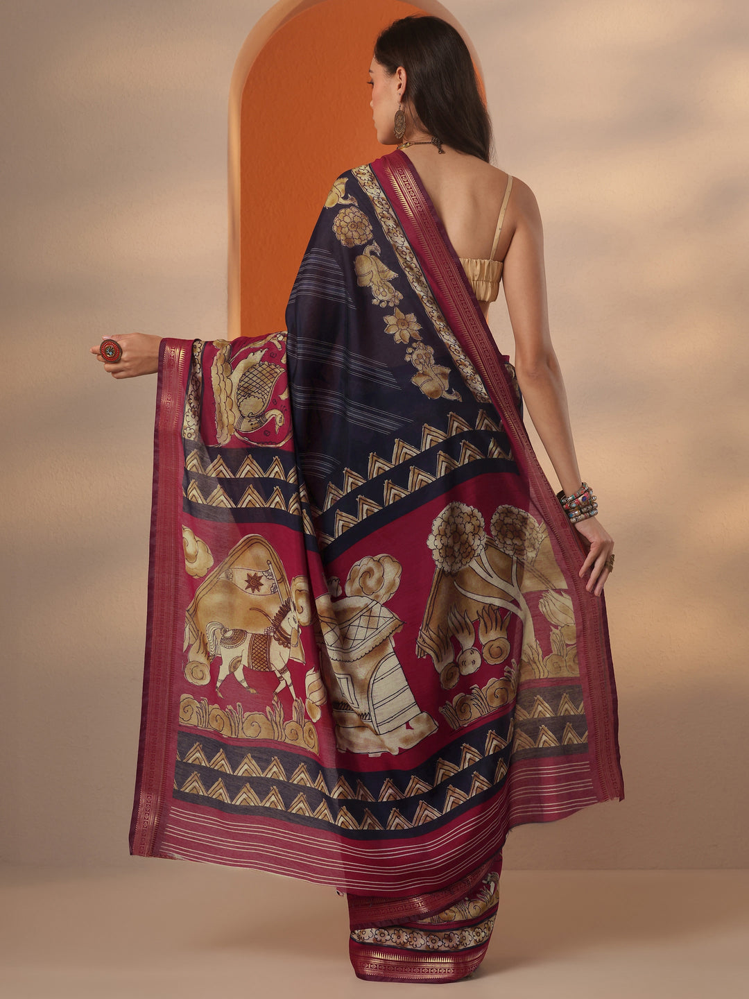 Navy Blue Printed Silk Blend Saree With Unstitched Blouse Piece
