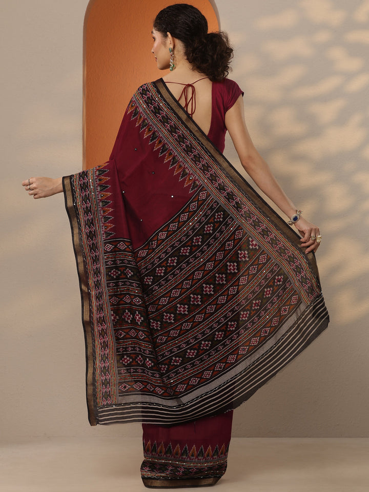 Red Solid Silk Blend Saree With Unstitched Blouse Piece