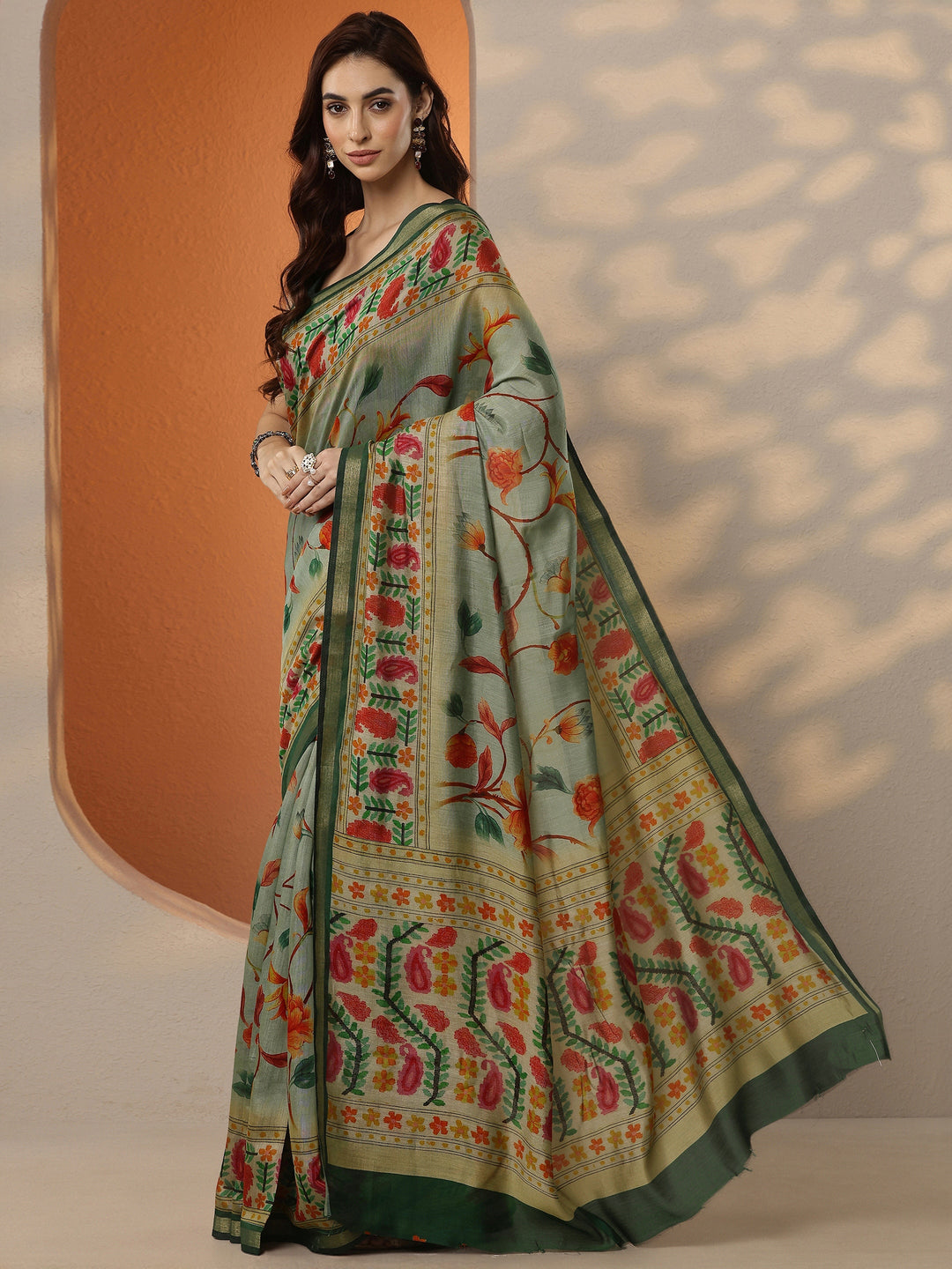 Green Printed Silk Blend Saree With Unstitched Blouse Piece