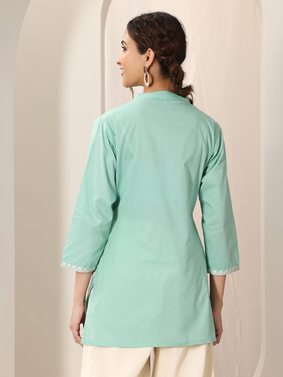 Green Embroidered Cotton Straight Short Kurti