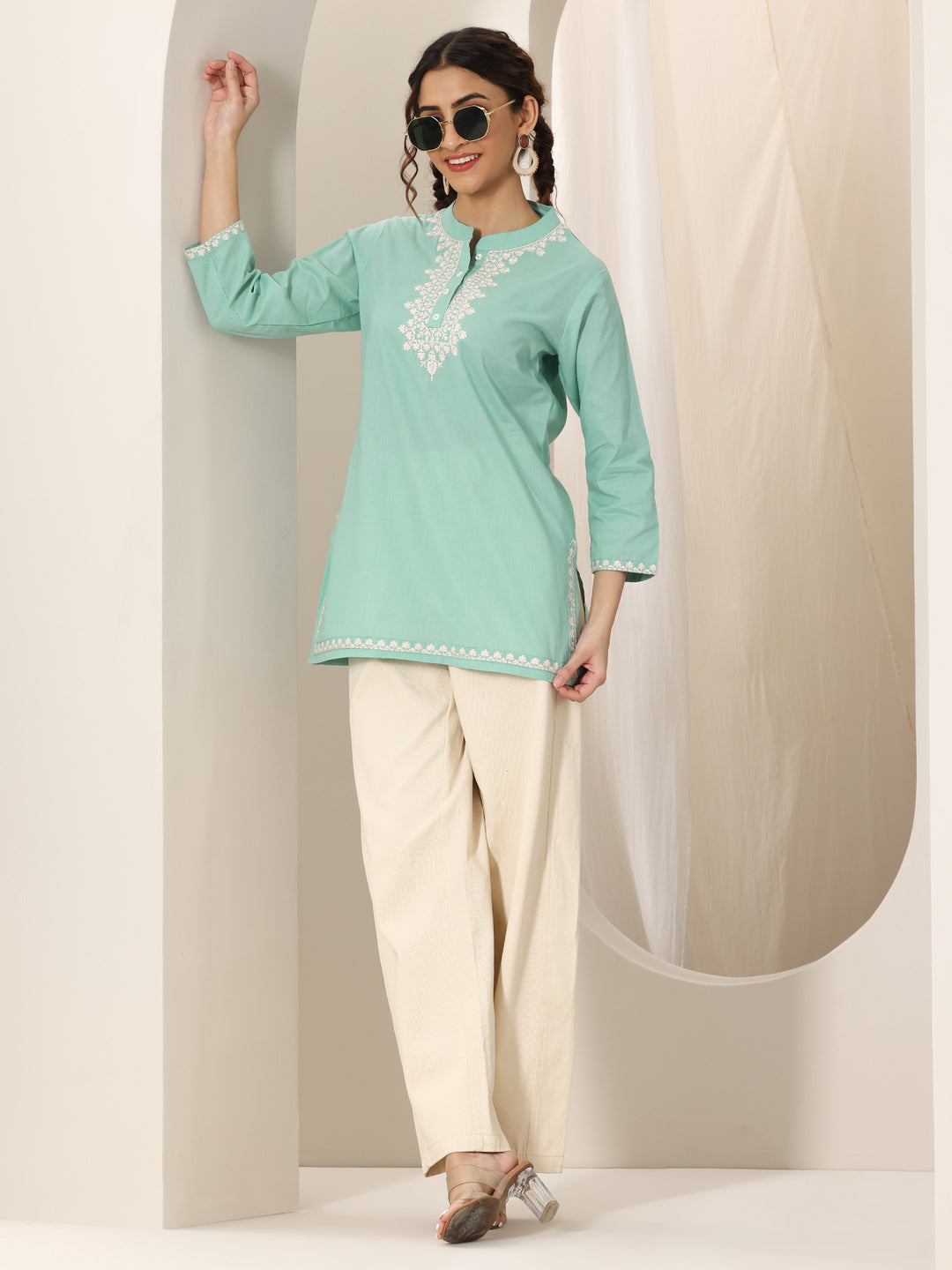 Green Embroidered Cotton Straight Short Kurti