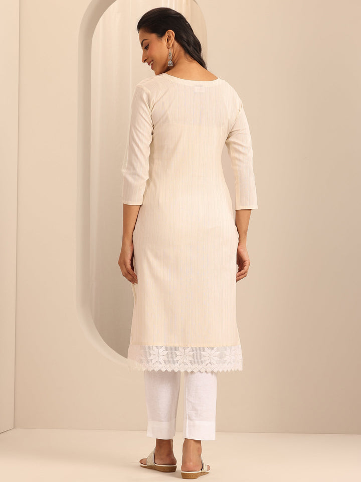 Off White Yoke Design Cotton Blend Straight Kurta