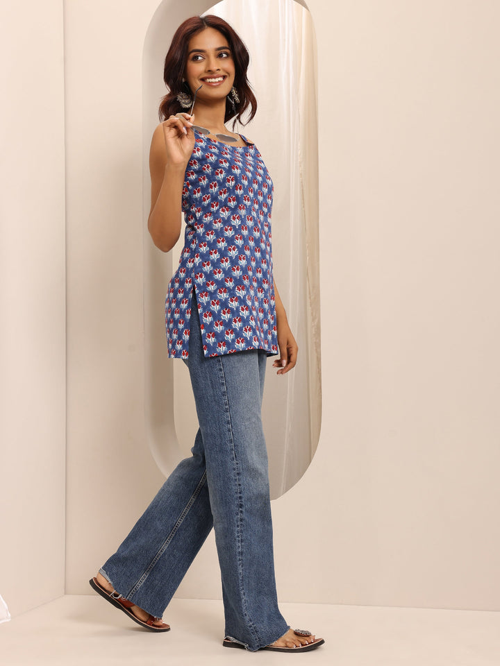 Blue Printed Cotton Blend Straight Short Kurti