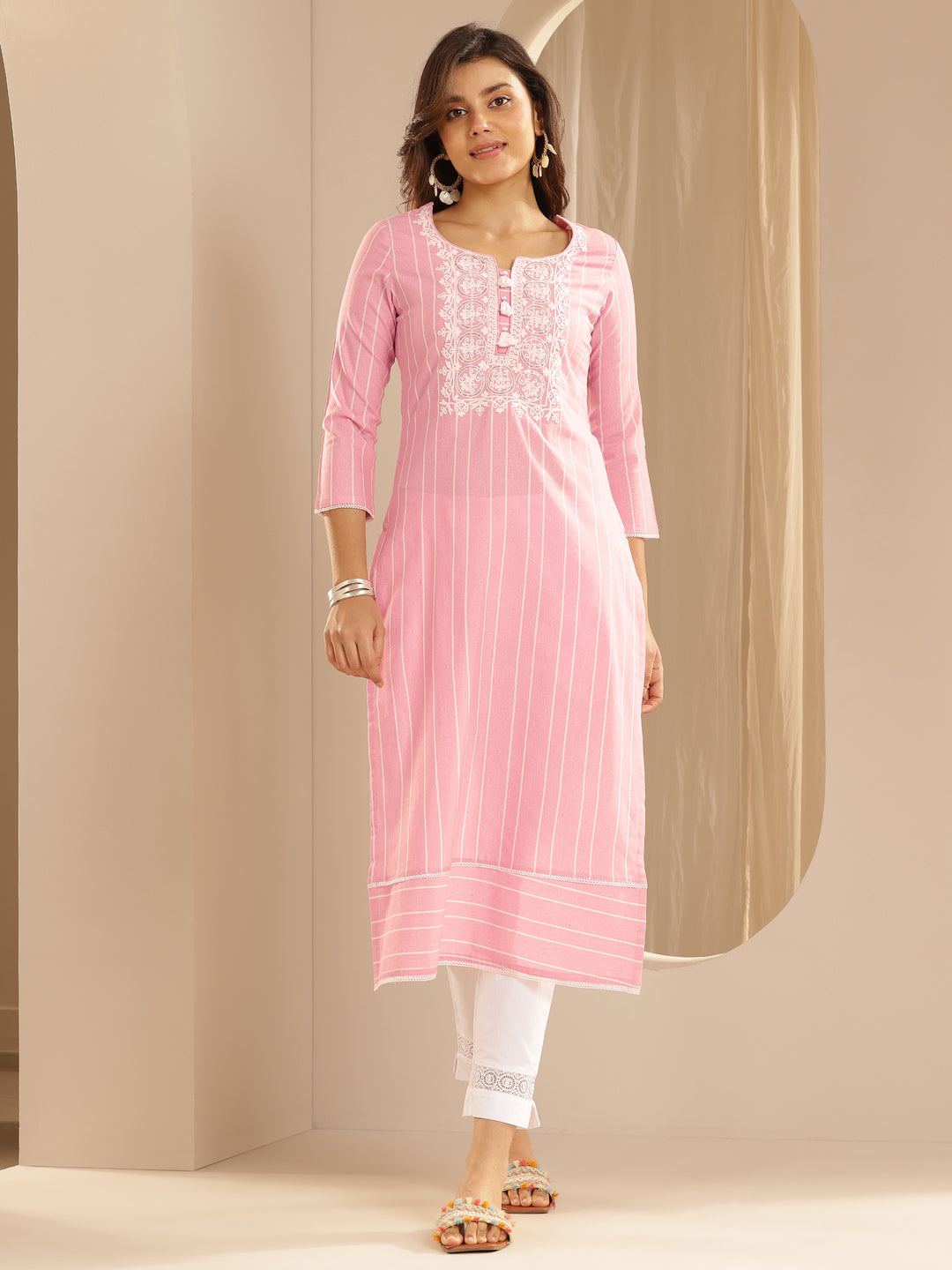 Pink Embroidered Cotton Blend Straight Kurta