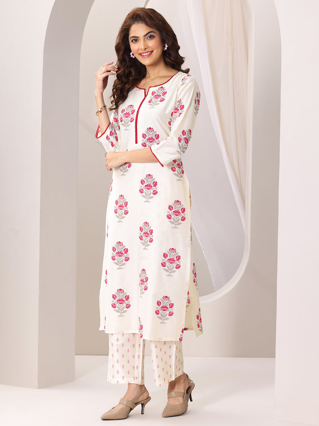 Off White Printed Chanderi Silk Straight Suit Set With Dupatta