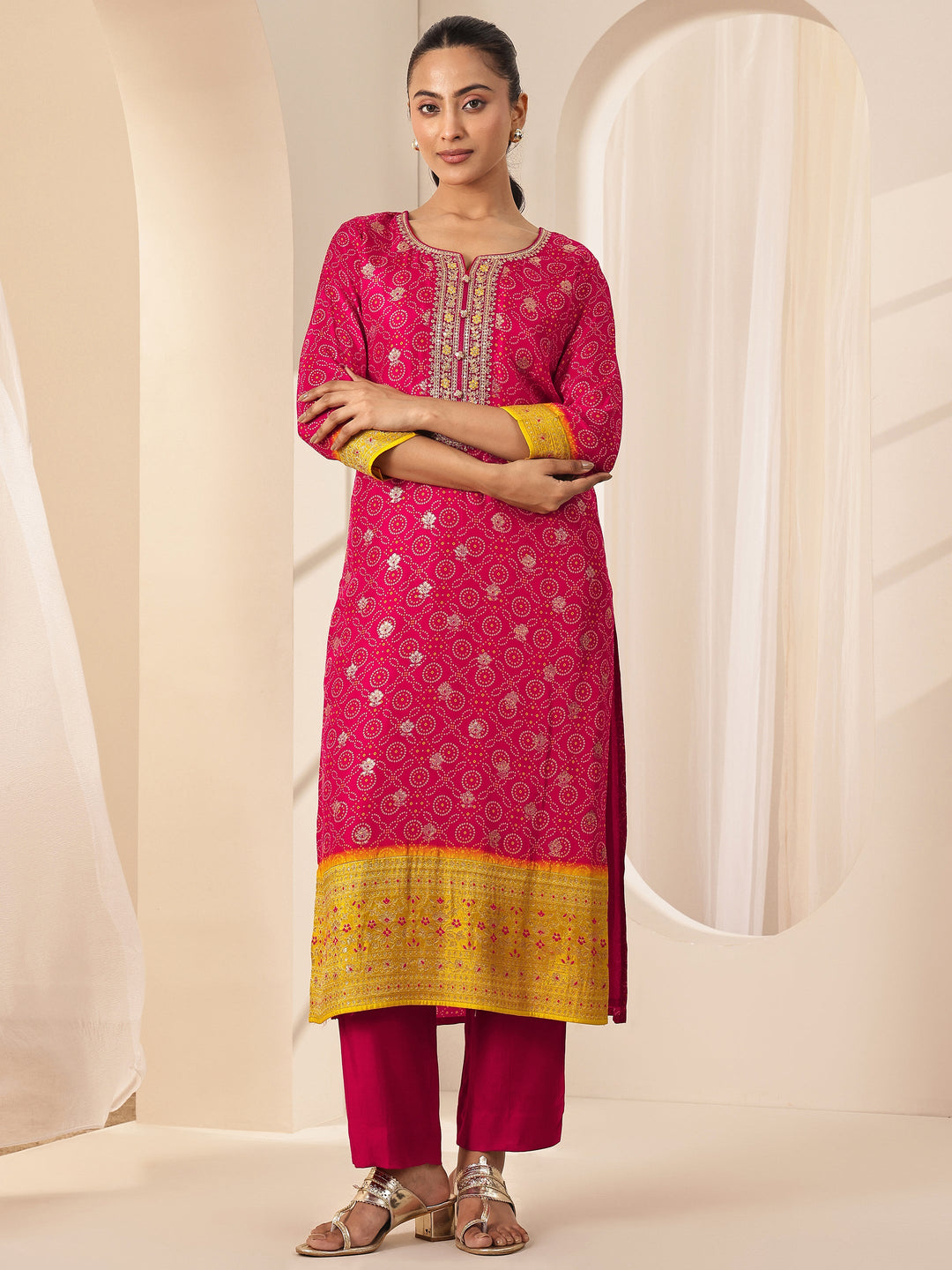 Red Printed Silk Blend Straight Suit Sets With Dupatta