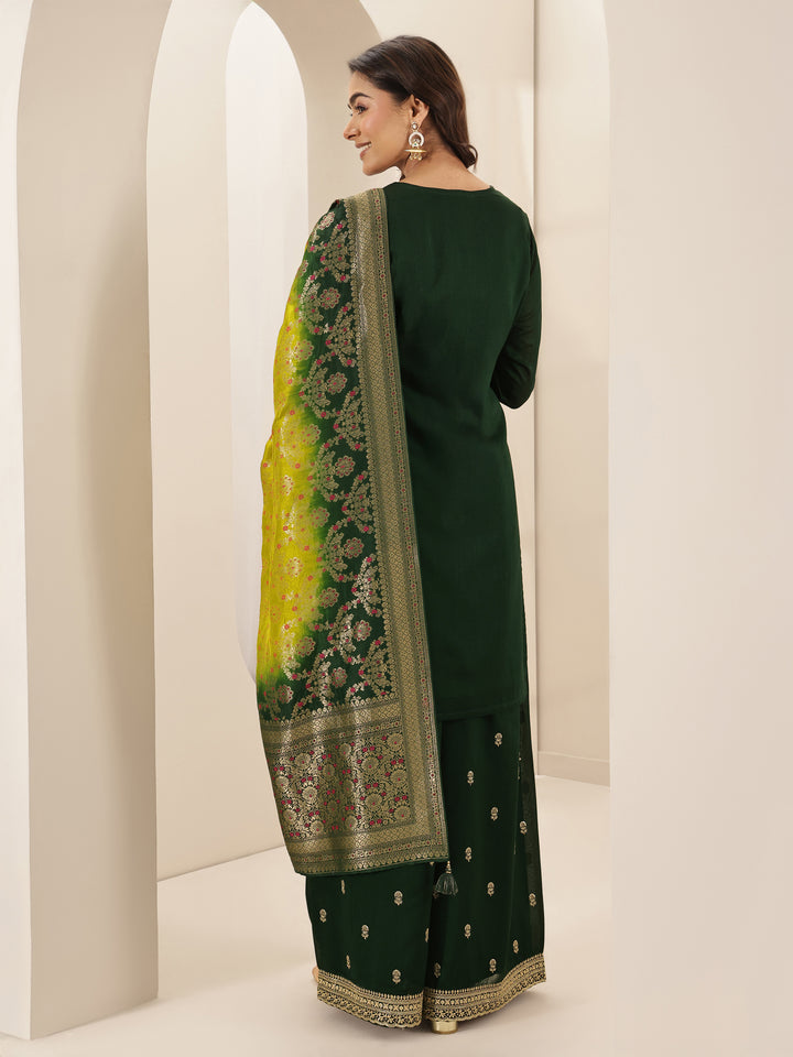 Libas Art Green Embroidered Silk Blend Straight Suit Sets With Dupatta