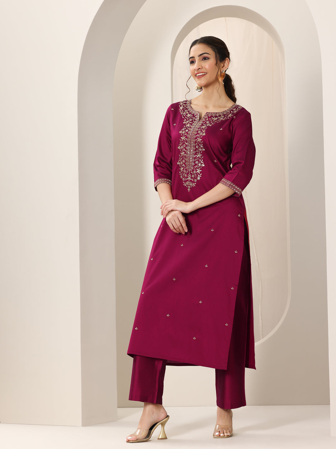 Pink Embroidered Silk Blend Straight Suit Set With Dupatta