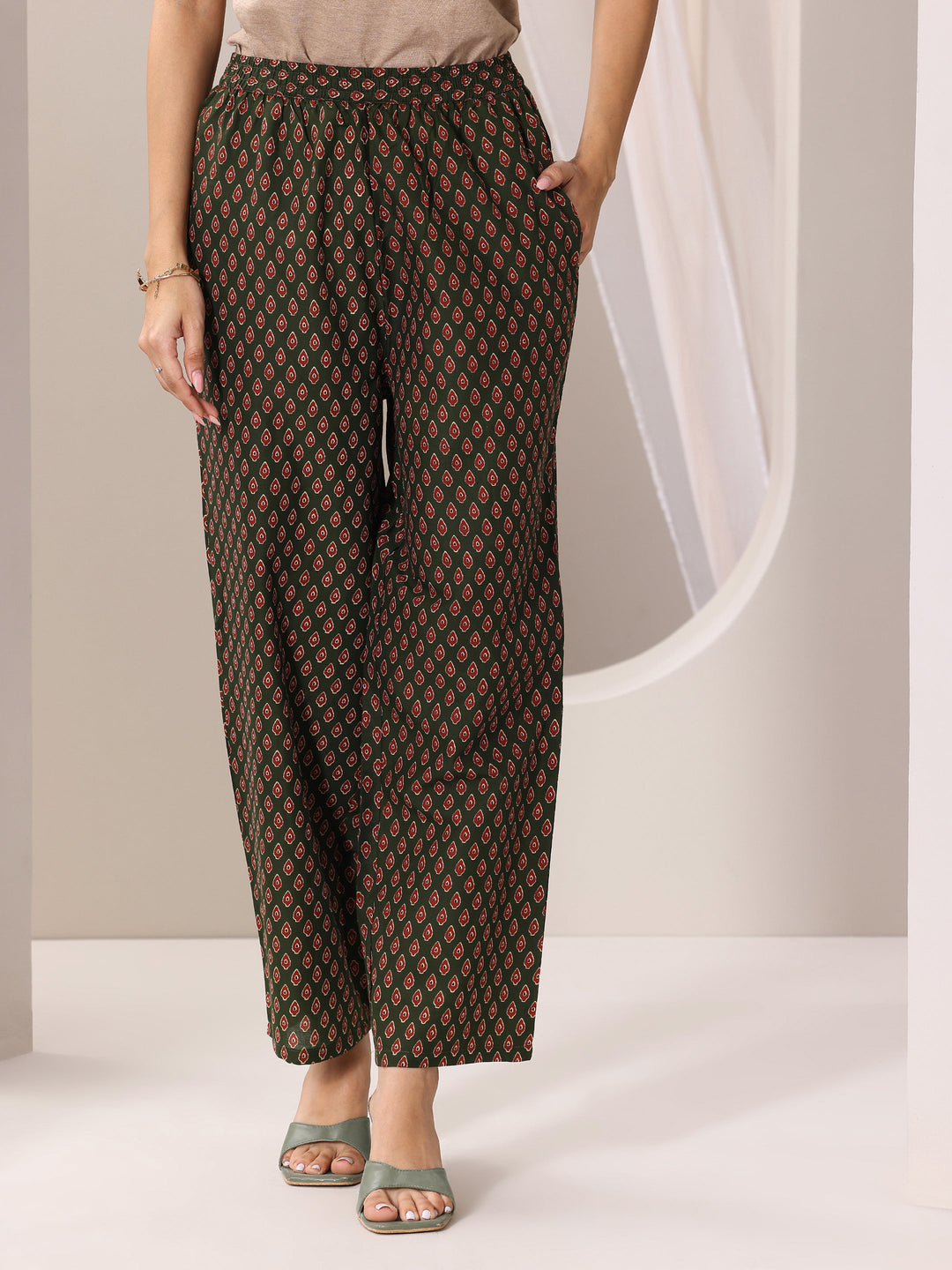 Green Printed Cotton Straight Suit Set With Dupatta