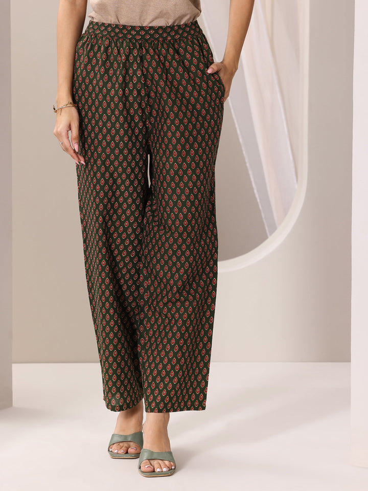 Green Printed Cotton Straight Suit Set With Dupatta