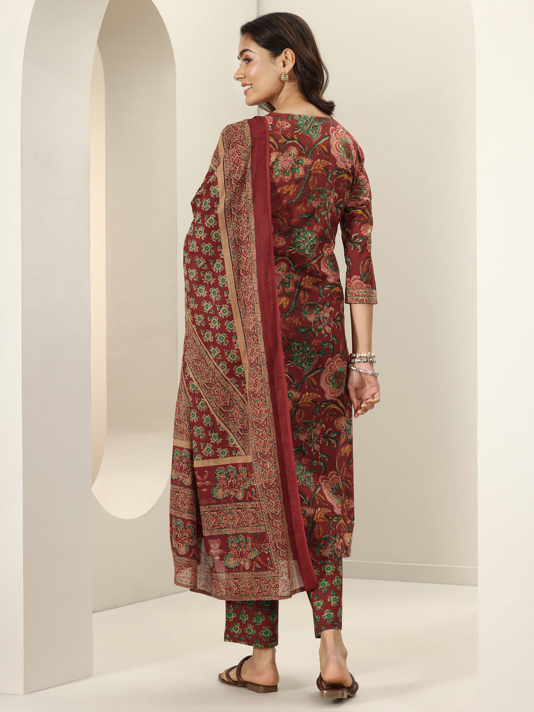 Maroon Printed Cotton Straight Suit Sets With Dupatta