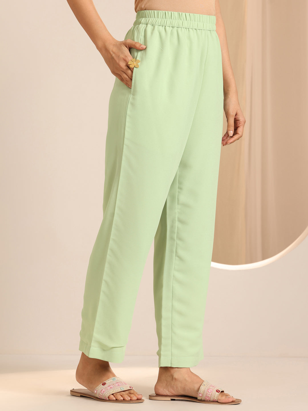 Green Embroidered Georgette Straight Suit Set With Dupatta