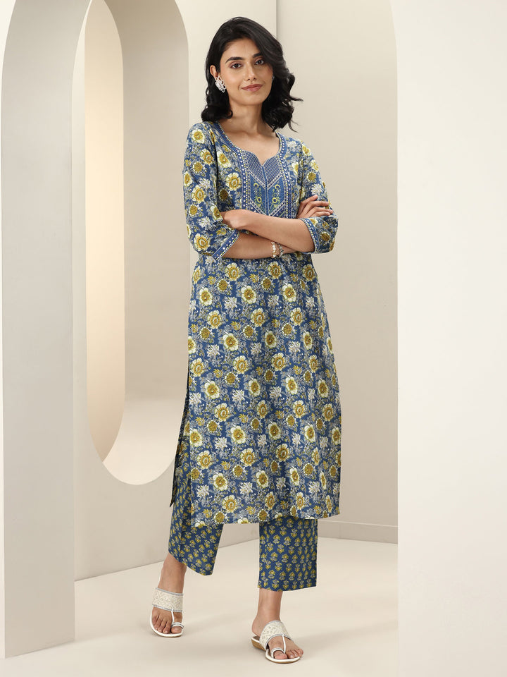 Blue Printed Cotton Straight Suit Sets With Dupatta