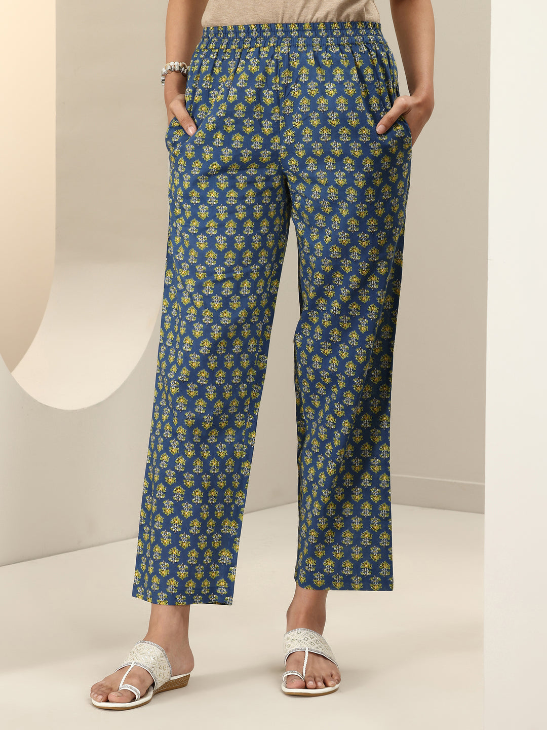 Blue Printed Cotton Straight Suit Sets With Dupatta