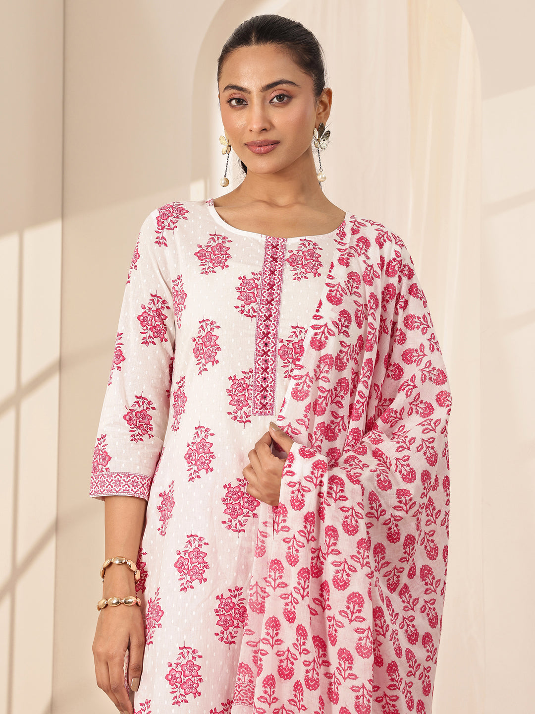 Off White Printed Cotton Straight Suit Sets With Dupatta
