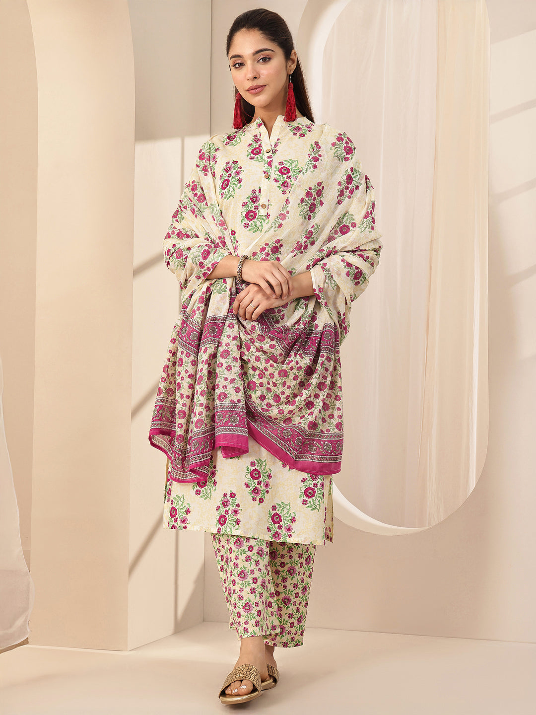 Off White Printed Cotton Straight Suit Sets With Dupatta