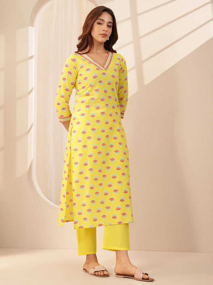 Yellow Printed Cotton Straight Suit Sets With Dupatta