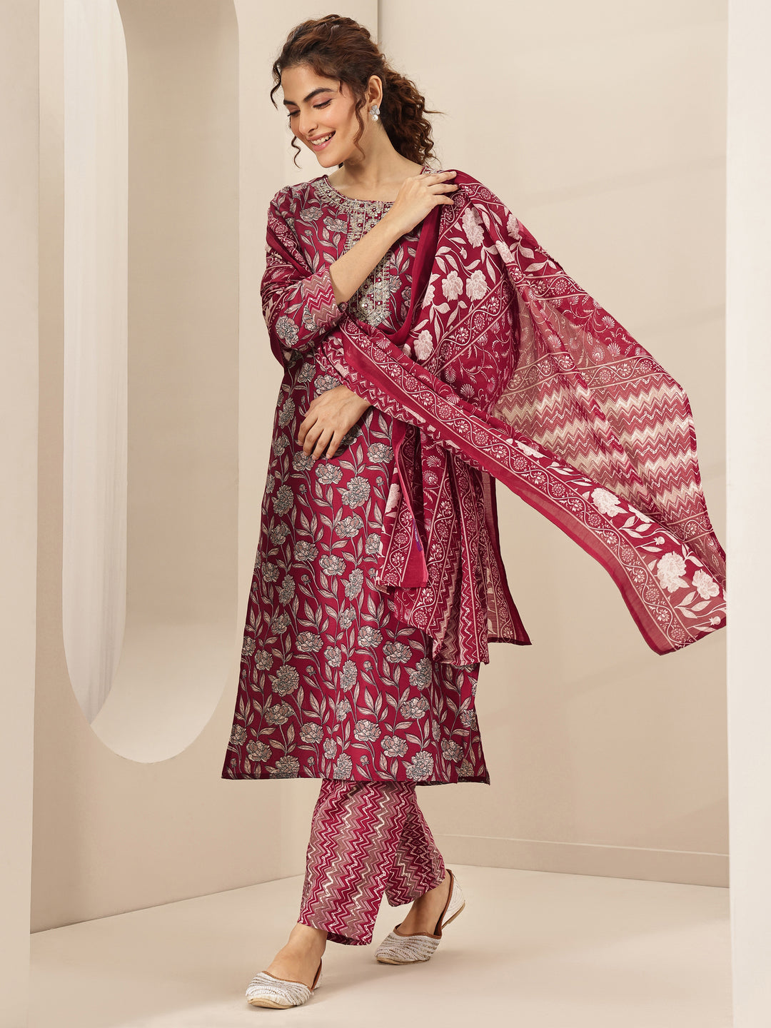 Maroon Printed Cotton Blend Straight Suit Sets With Dupatta