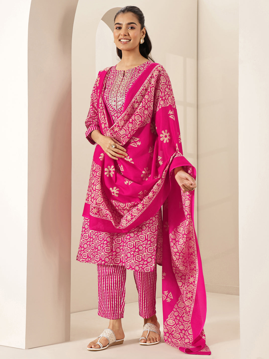 Pink Printed Cotton Blend Straight Suit Sets With Dupatta