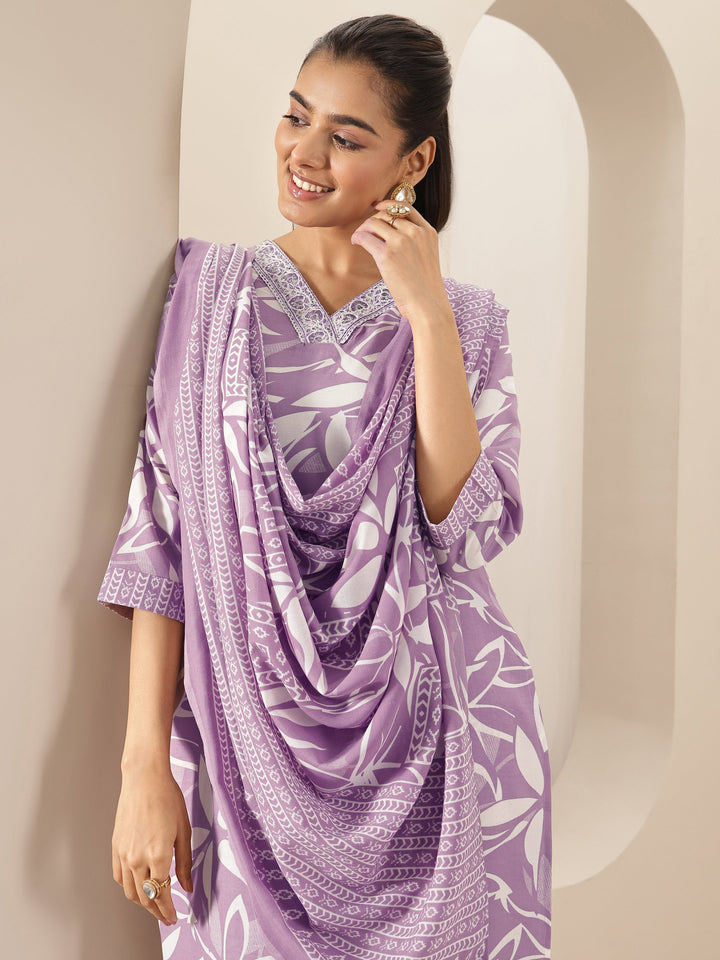 Mauve Printed Cotton Blend Straight Suit Sets With Dupatta