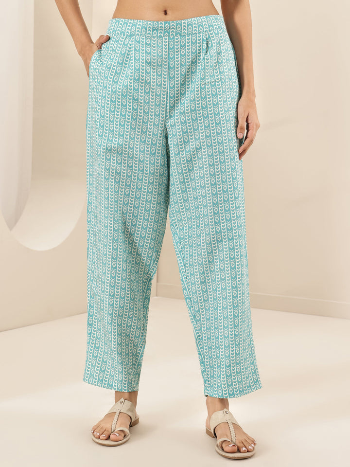 Turquoise Blue Printed Cotton Blend Straight Suit Sets With Dupatta