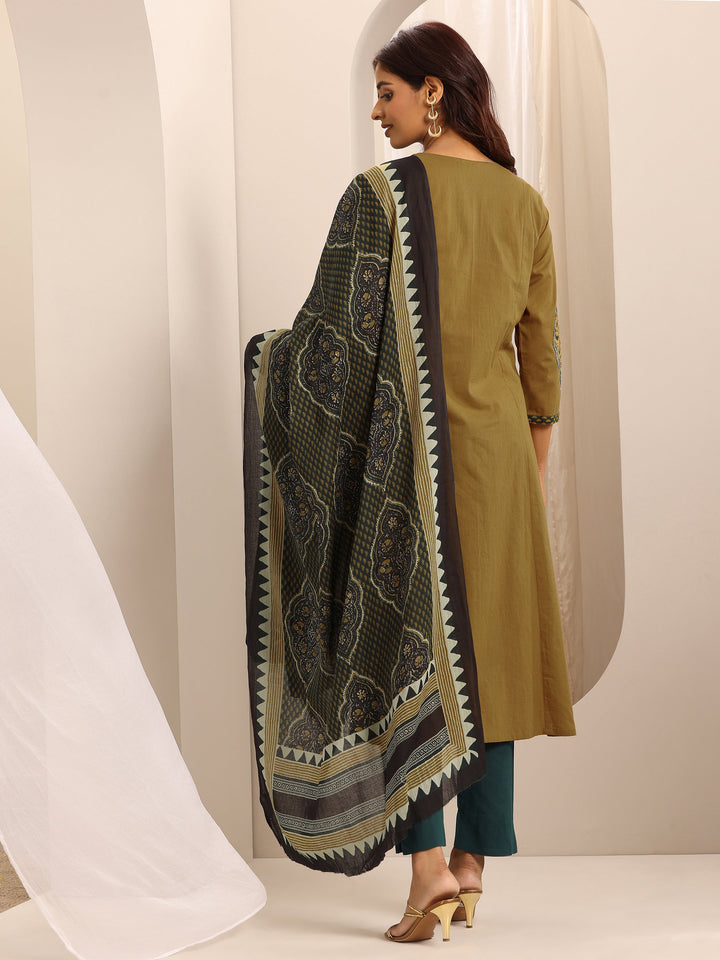 Yellow Printed Cotton Blend Straight Suit Set With Dupatta