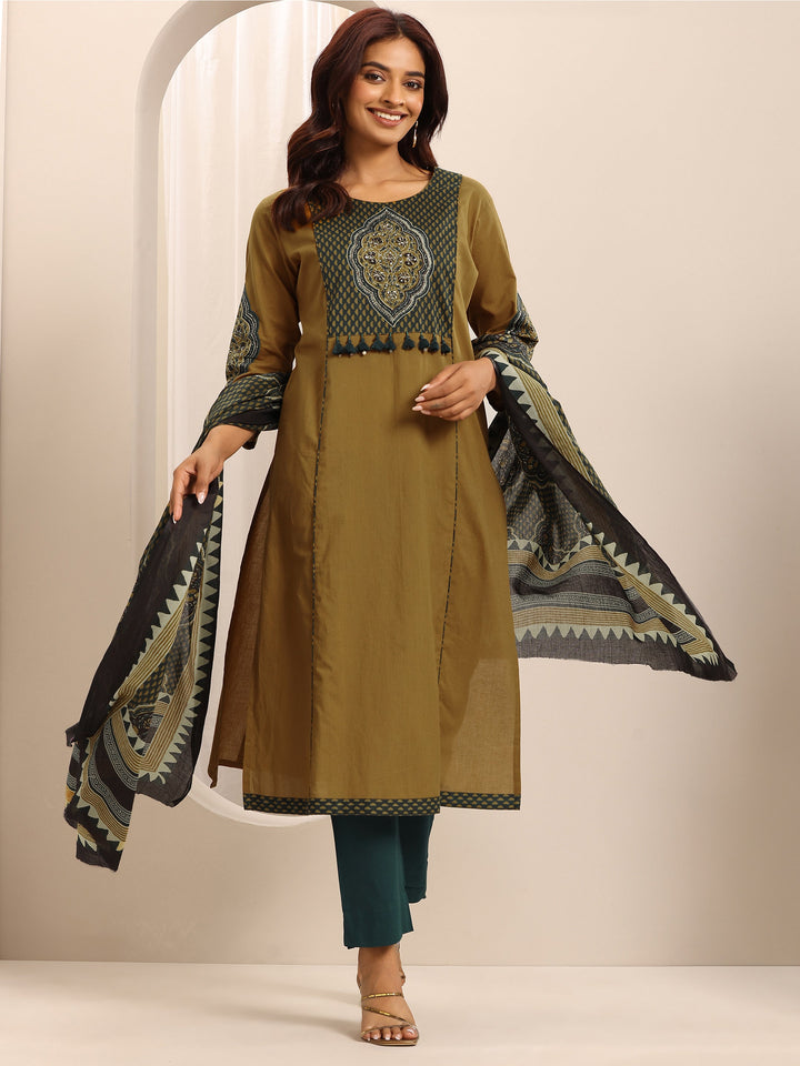 Yellow Printed Cotton Blend Straight Suit Set With Dupatta