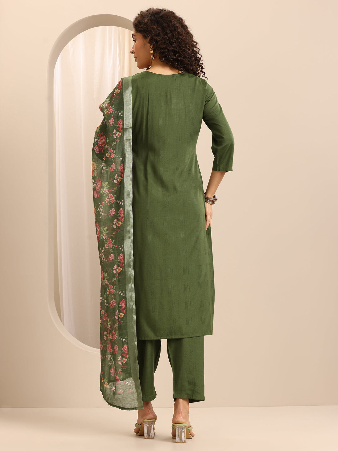 Green Woven Cotton Blend Straight Suit Set With Dupatta