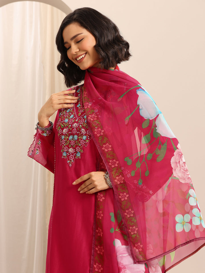 Red Embroidered Silk Blend Straight Suit Set With Dupatta