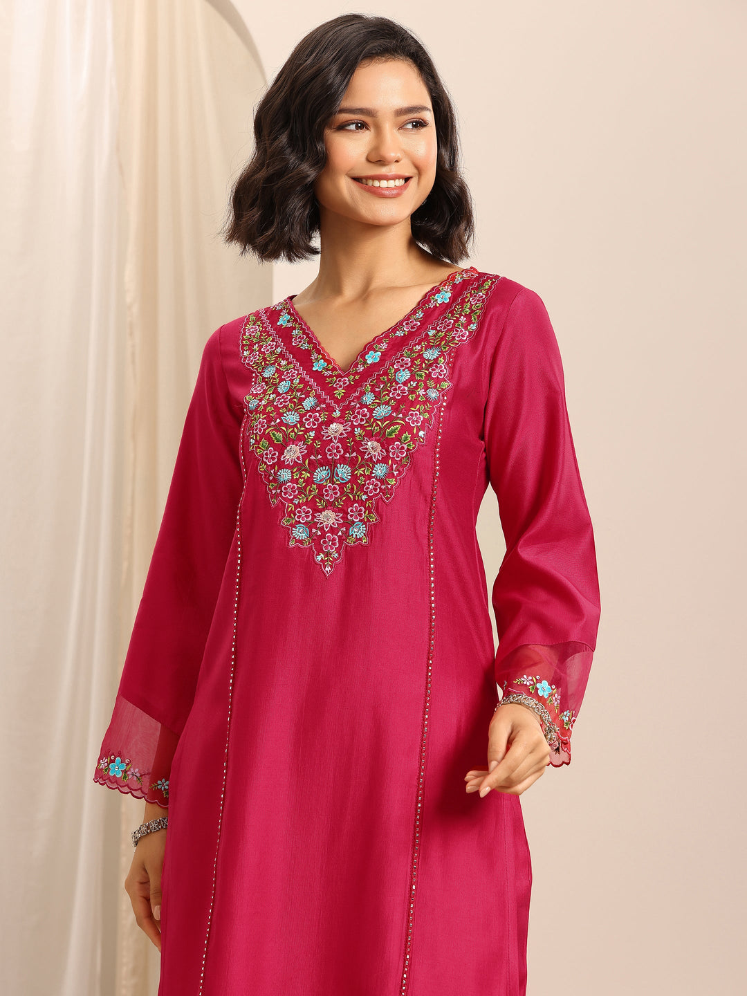 Red Embroidered Silk Blend Straight Suit Set With Dupatta