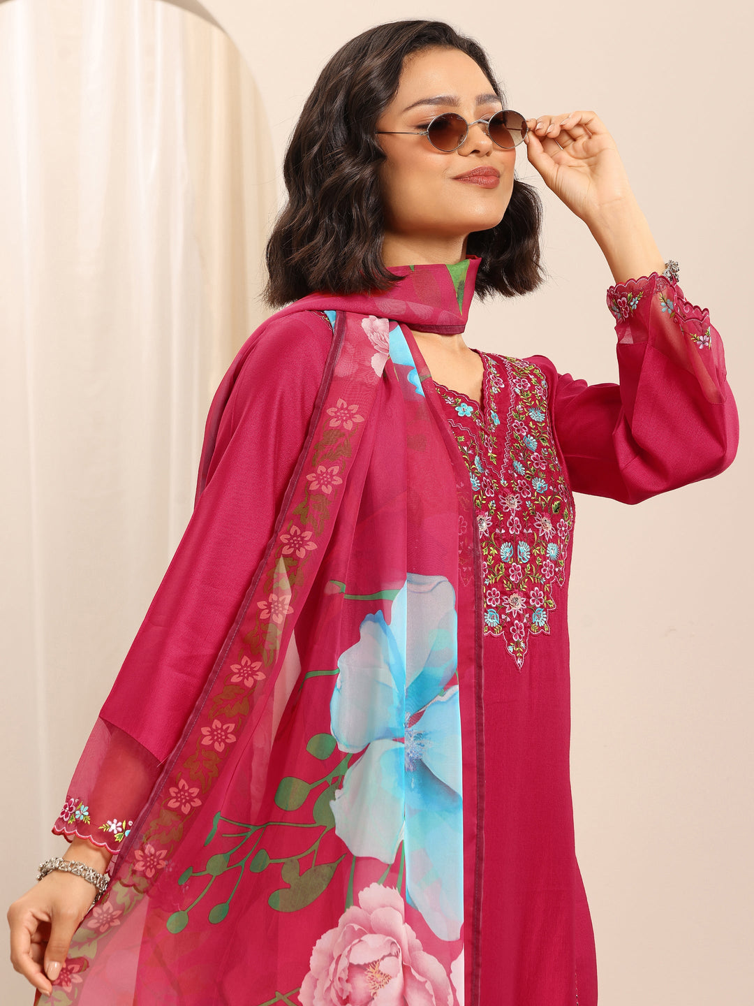 Red Embroidered Silk Blend Straight Suit Set With Dupatta