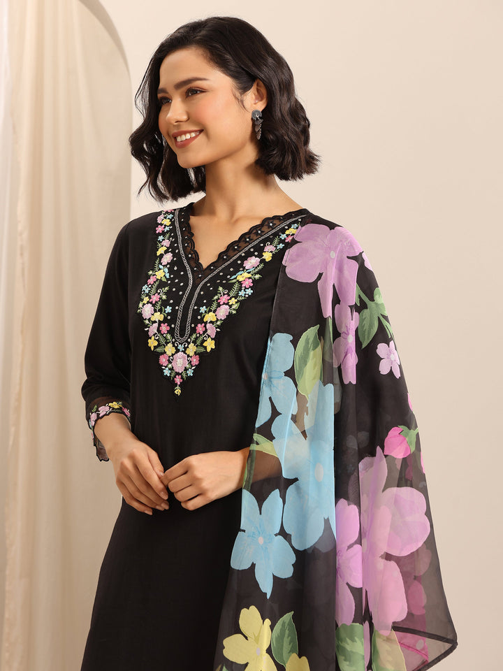 Black Embroidered Silk Blend Straight Suit Set With Dupatta