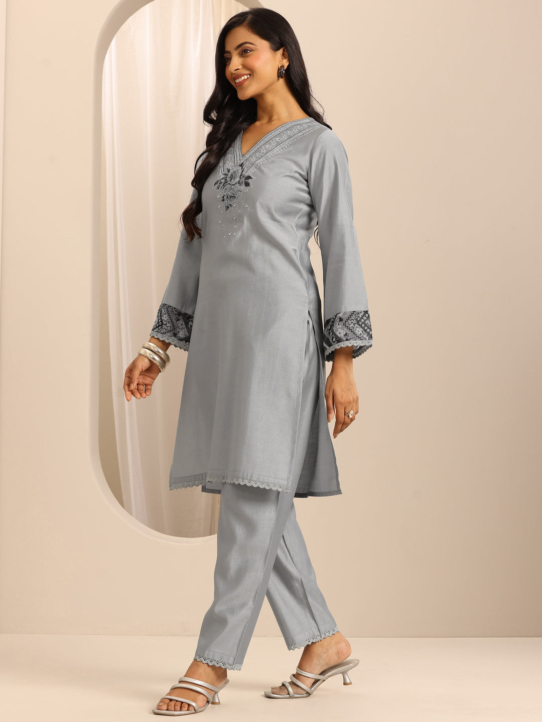 Grey Embroidered Silk Blend Straight Suit Set With Dupatta