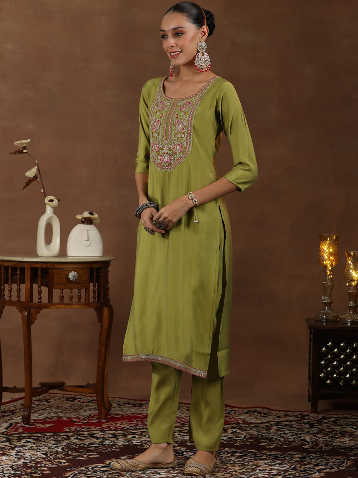 Green Yoke Design Silk Blend Straight Suit With Dupatta
