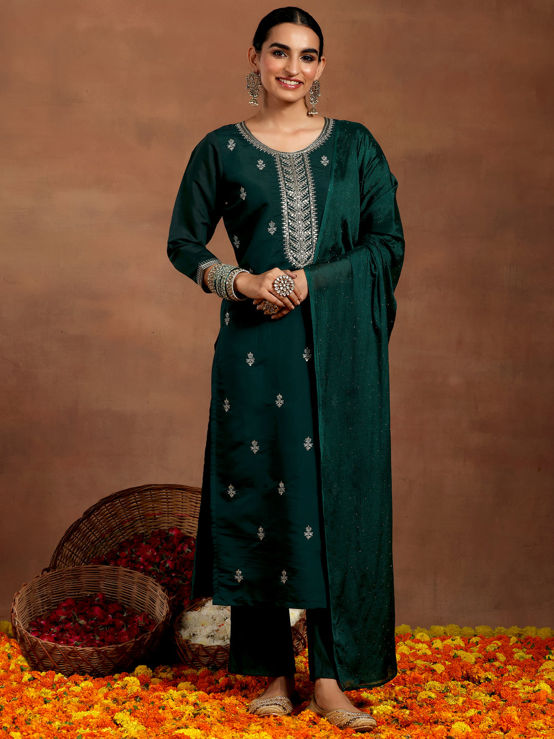 Green Embroidered Silk Blend Straight Suit With Dupatta