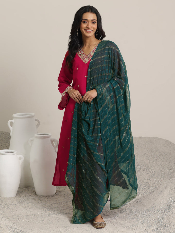 Red Embroidered Silk Blend Straight Suit Set With Dupatta