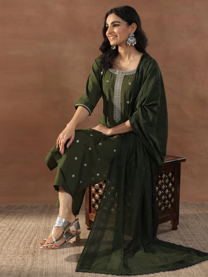 Olive Embroidered Silk Blend Straight Suit Set With Dupatta