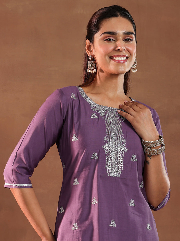 Mauve Embroidered Silk Blend Straight Suit With Dupatta