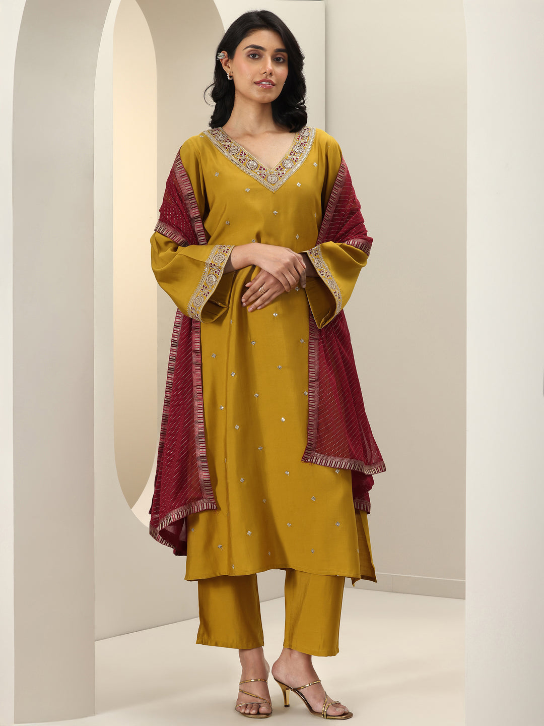 Mustard Embroidered Silk Blend Straight Suit Sets With Dupatta