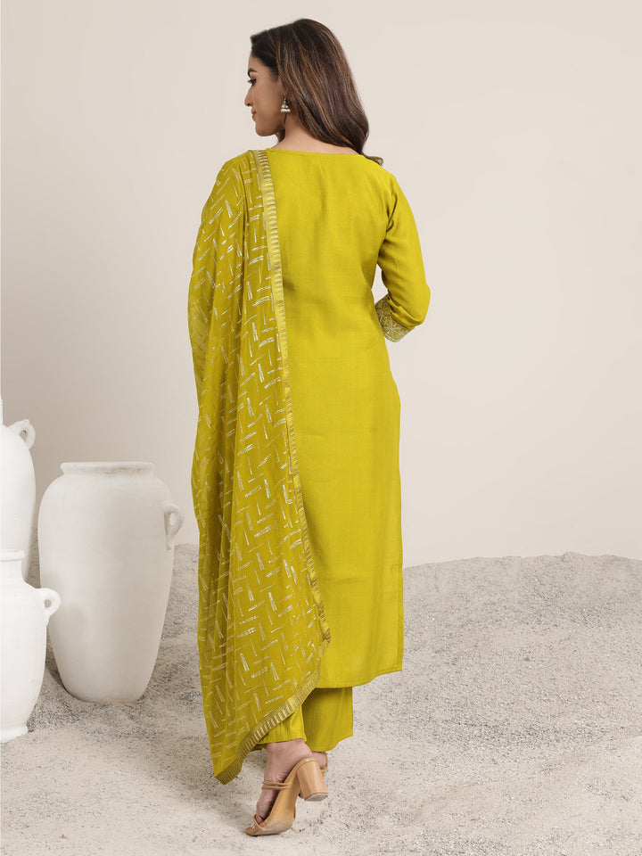Green Yoke Design Silk Blend Straight Suit Set With Dupatta