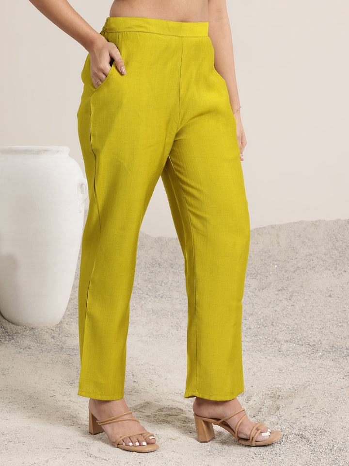 Green Yoke Design Silk Blend Straight Suit Set With Dupatta