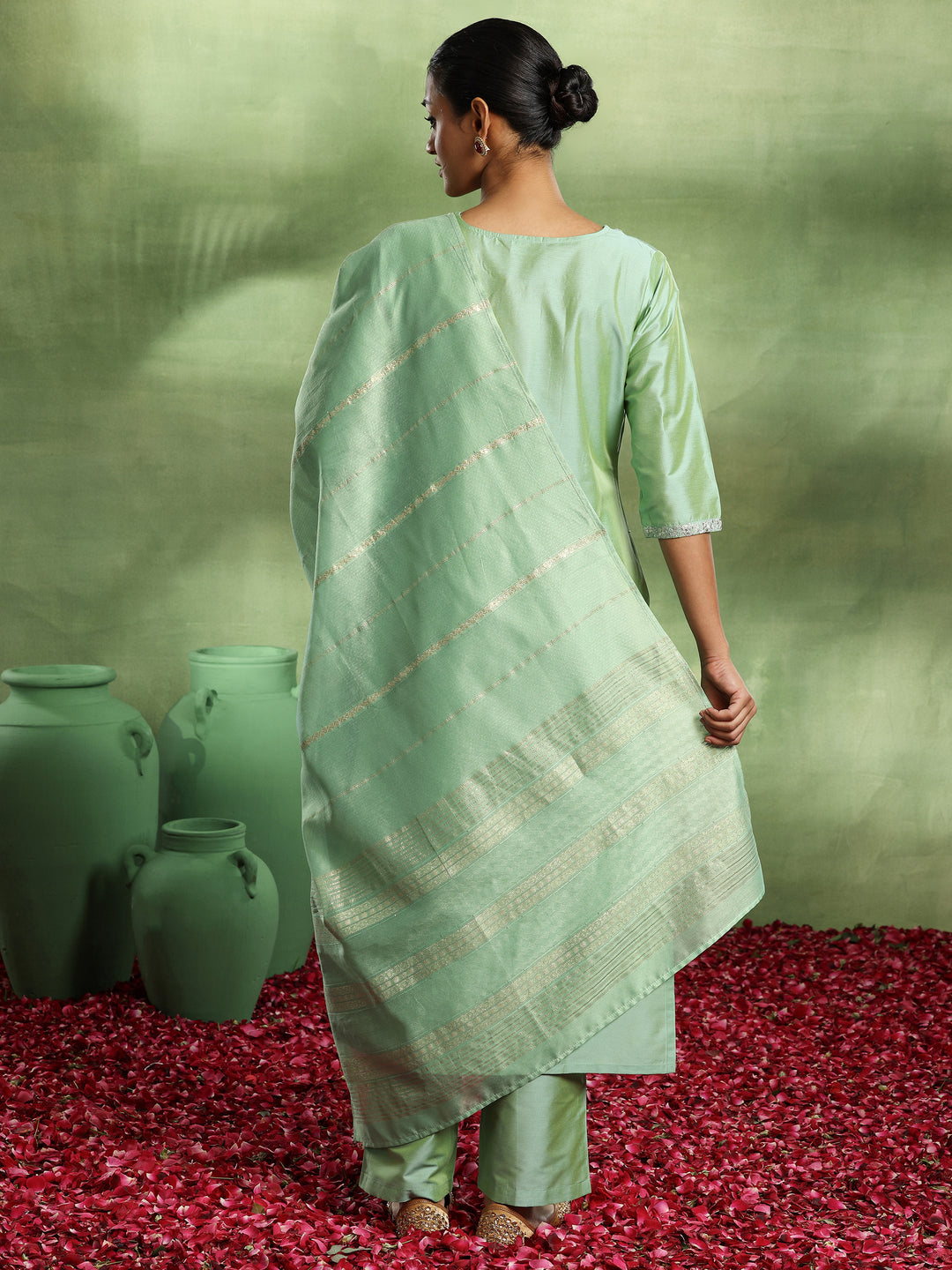 Green Embroidered Silk Blend Straight Suit With Dupatta