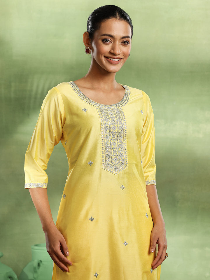 Yellow Embroidered Silk Blend Straight Suit With Dupatta