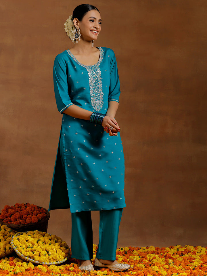 Green Yoke Design Silk Blend Straight Suit With Dupatta