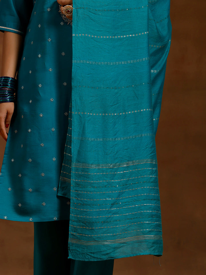 Green Yoke Design Silk Blend Straight Suit With Dupatta