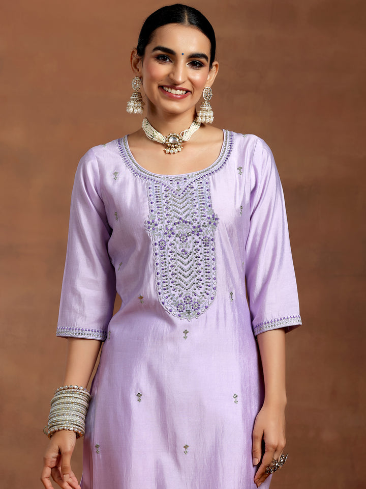 Lavender Embroidered Silk Blend Straight Suit With Dupatta