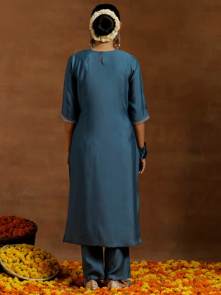Blue Embroidered Silk Blend Straight Kurta Set